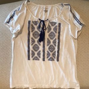 Sonoma embroidered blouse